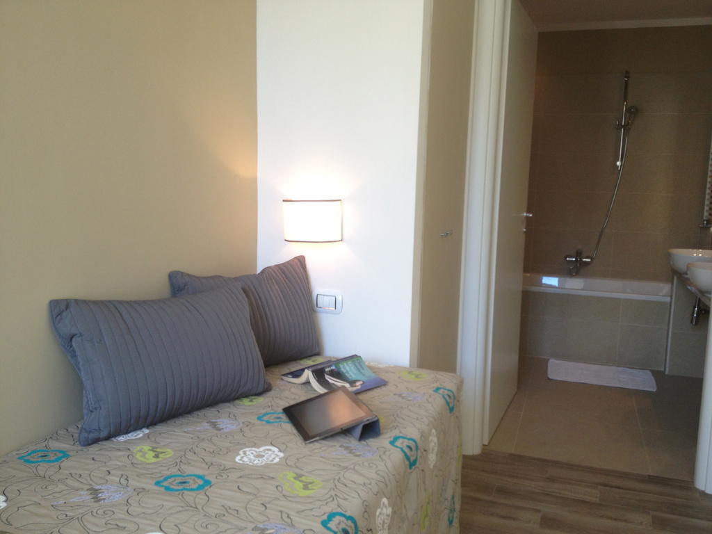 Cavour Forum Suites Roma Habitación foto
